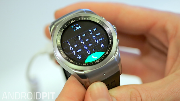 Si&ecirc;u phẩm Watch Urbane LTE 2 của LG t&iacute;ch hợp nhiều chức năng như smartphone mini