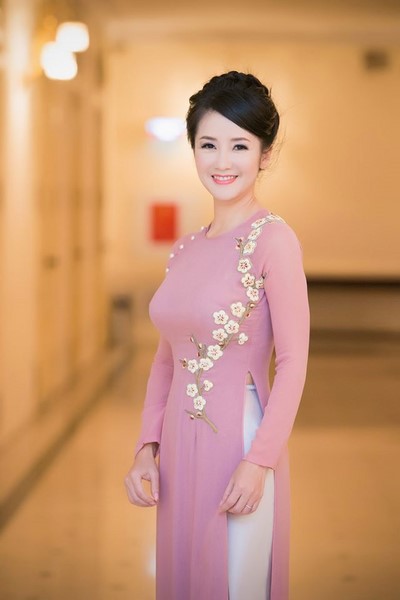 Với vẻ mặt lúc nào cũng rạng ngời