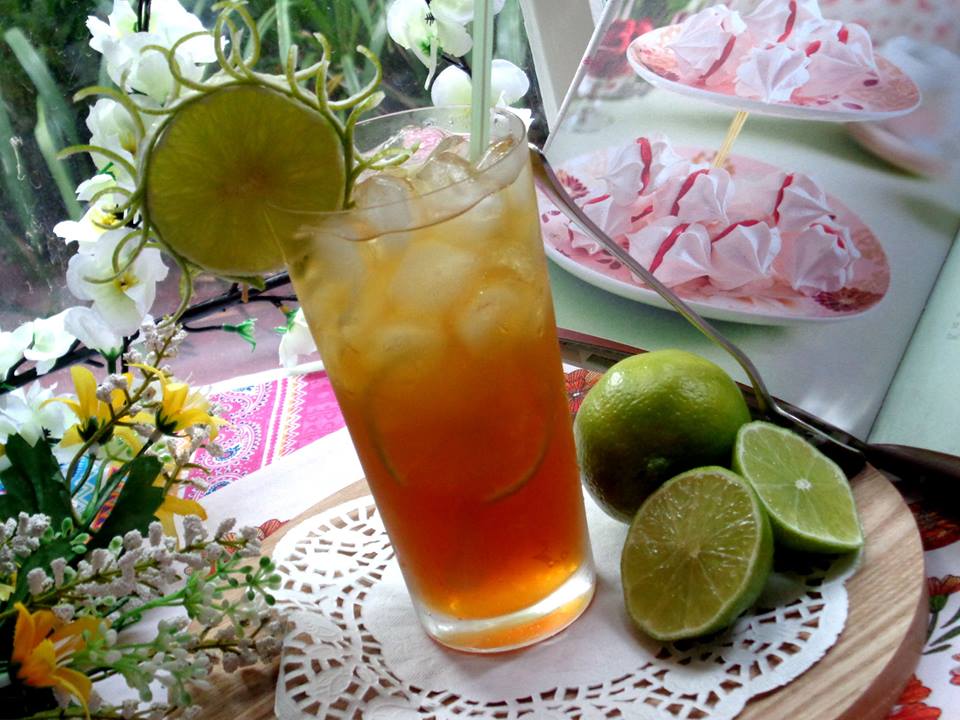 Tr&agrave; đ&aacute; chanh đường
