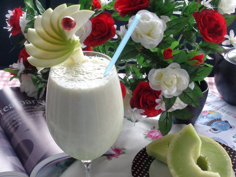 C&aacute;ch l&agrave;m sinh tố dưa l&ecirc;