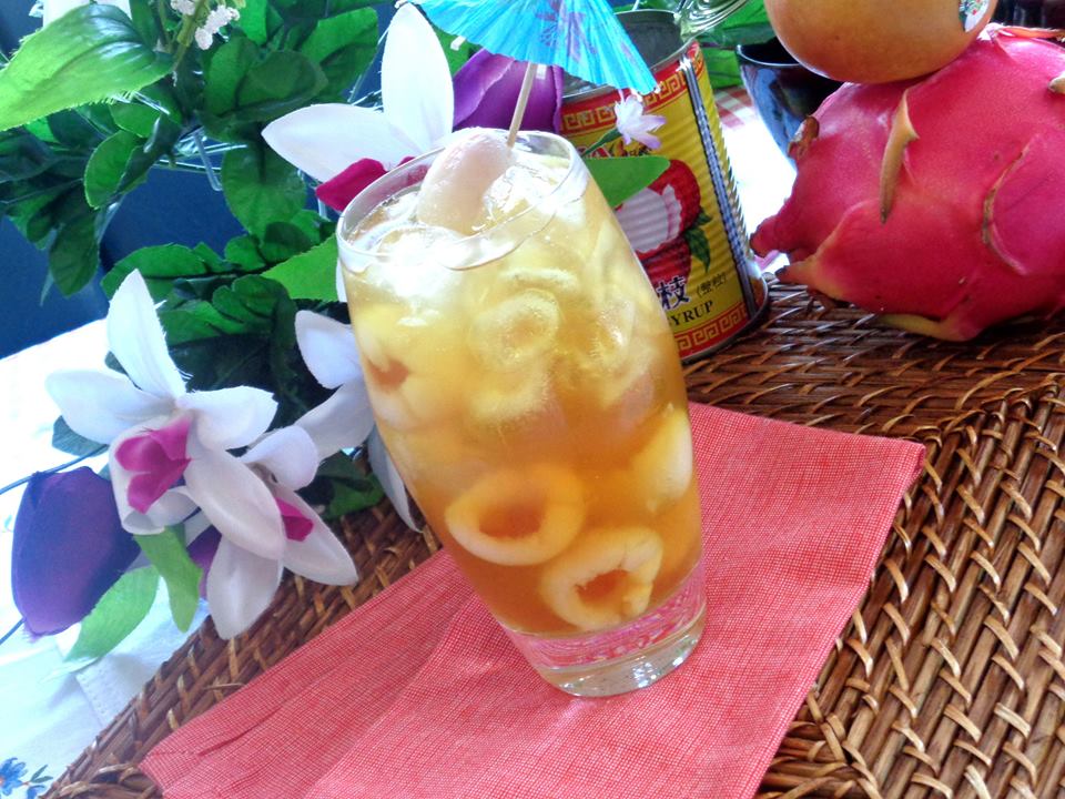 Tr&agrave; đ&aacute; vải thiều