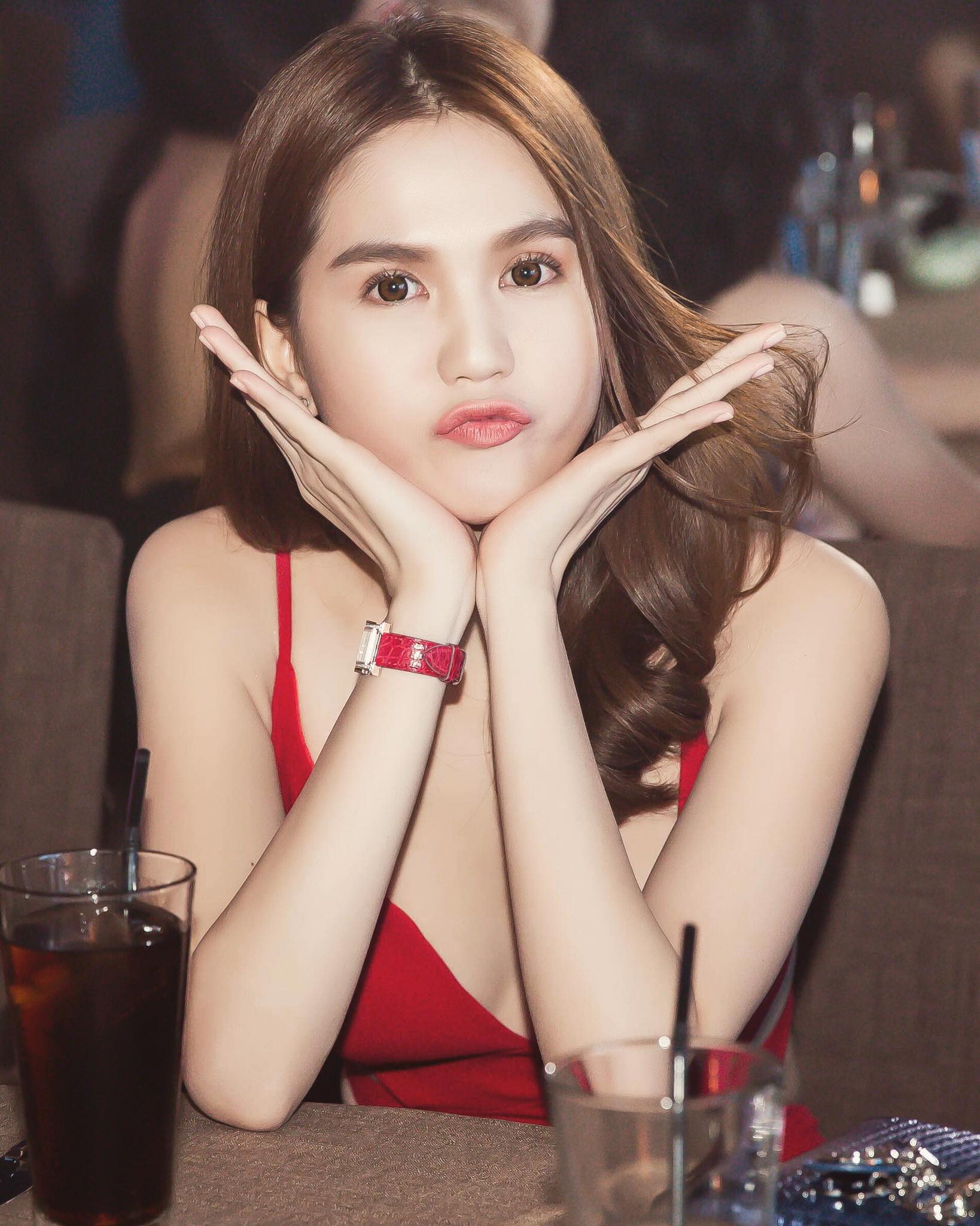 Ngọc Trinh &ldquo;cute&rdquo; lạc lối
