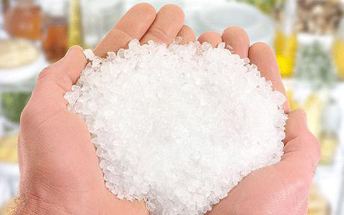 Ăn nhiều muối c&oacute; mối li&ecirc;n hệ trực tiếp tới bệnh tim mạch v&agrave; cao huyết &aacute;p