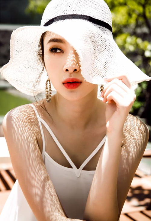 Angela Phương Trinh c&ocirc; đơn
