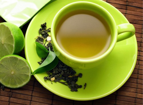 Uống tr&agrave; kh&ocirc;ng đ&uacute;ng c&aacute;ch cũng l&agrave; nguy&ecirc;n nh&acirc;n khiến cơ thể mắc bệnh