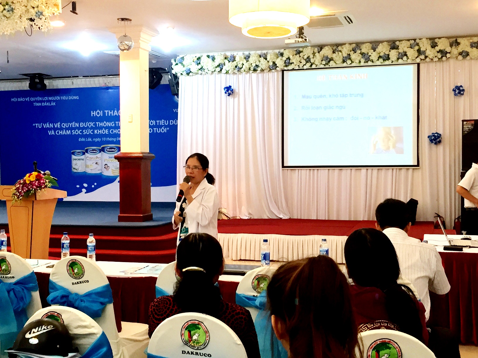 B&aacute;c sĩ Chuy&ecirc;n khoa 1 Nguyễn Thị &Aacute;nh V&acirc;n, Trung t&acirc;m Dinh dưỡng TP.Hồ Ch&iacute; Minh chia sẻ th&ocirc;ng tin &ldquo;Dinh dưỡng hợp l&yacute; cho người cao tuổi&rdquo;