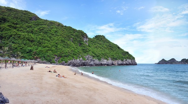 Đảo Ngọc C&aacute;t B&agrave;, địa điểm du lịch trăng mật l&atilde;ng mạn cho c&aacute;c cặp đ&ocirc;i c&ugrave;ng tận hưởng qu&atilde;ng thời gian ngọt ng&agrave;o