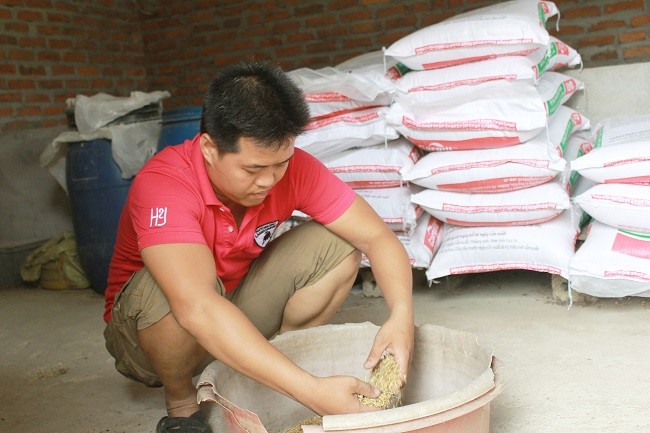 Mạc Tuấn Hải bỏ mức lương 10 triệu/th&aacute;ng cho một c&ocirc;ng ty nước ngo&agrave;i để l&ecirc;n n&uacute;i nu&ocirc;i g&agrave;, lợn, thực hiện đam m&ecirc;