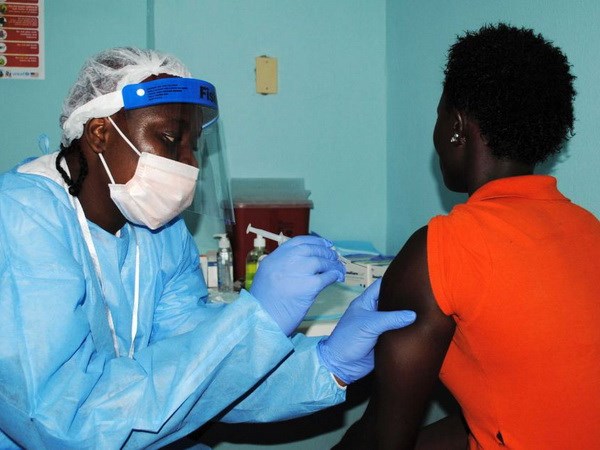 C&aacute;c nh&agrave; khoa học t&igrave;m ra 'g&oacute;t ch&acirc;n Asin' của virus Ebola