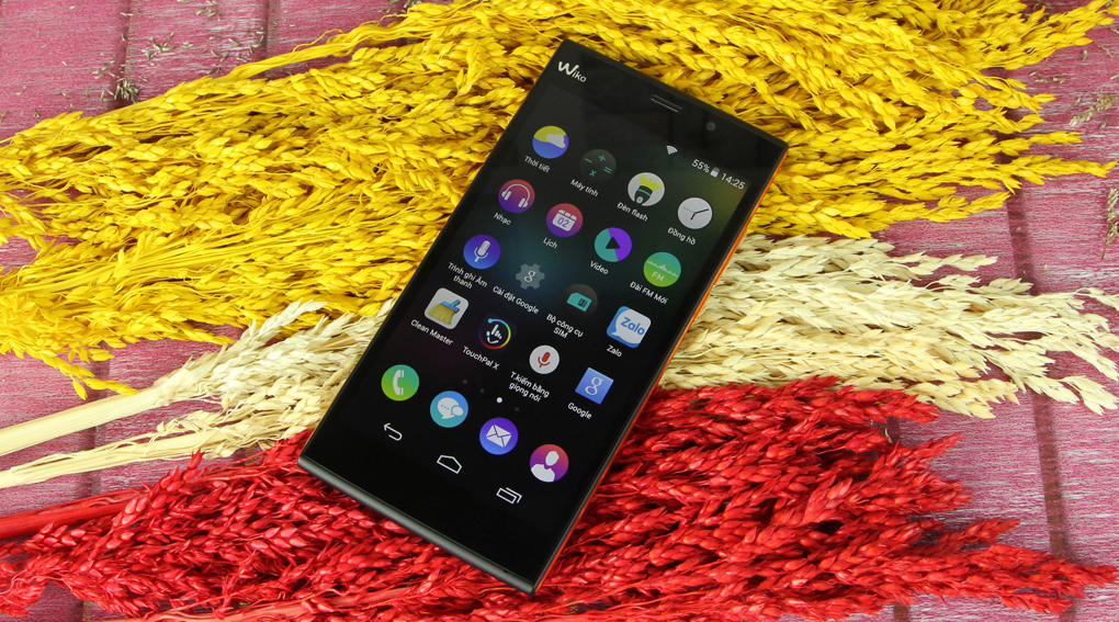  Wiko Ridge Fab 4G c&oacute;  m&agrave;n h&igrave;nh HD 5,5 inch v&agrave; c&ocirc;ng nghệ Full Lamination