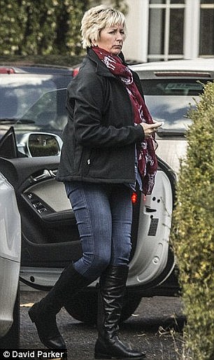 Gillian Bayford trở th&agrave;nh triệu ph&uacute; sau khi tr&uacute;ng số 148 triệu euro (hơn 3.766 tỷ đồng). Ảnh: Daily Mail