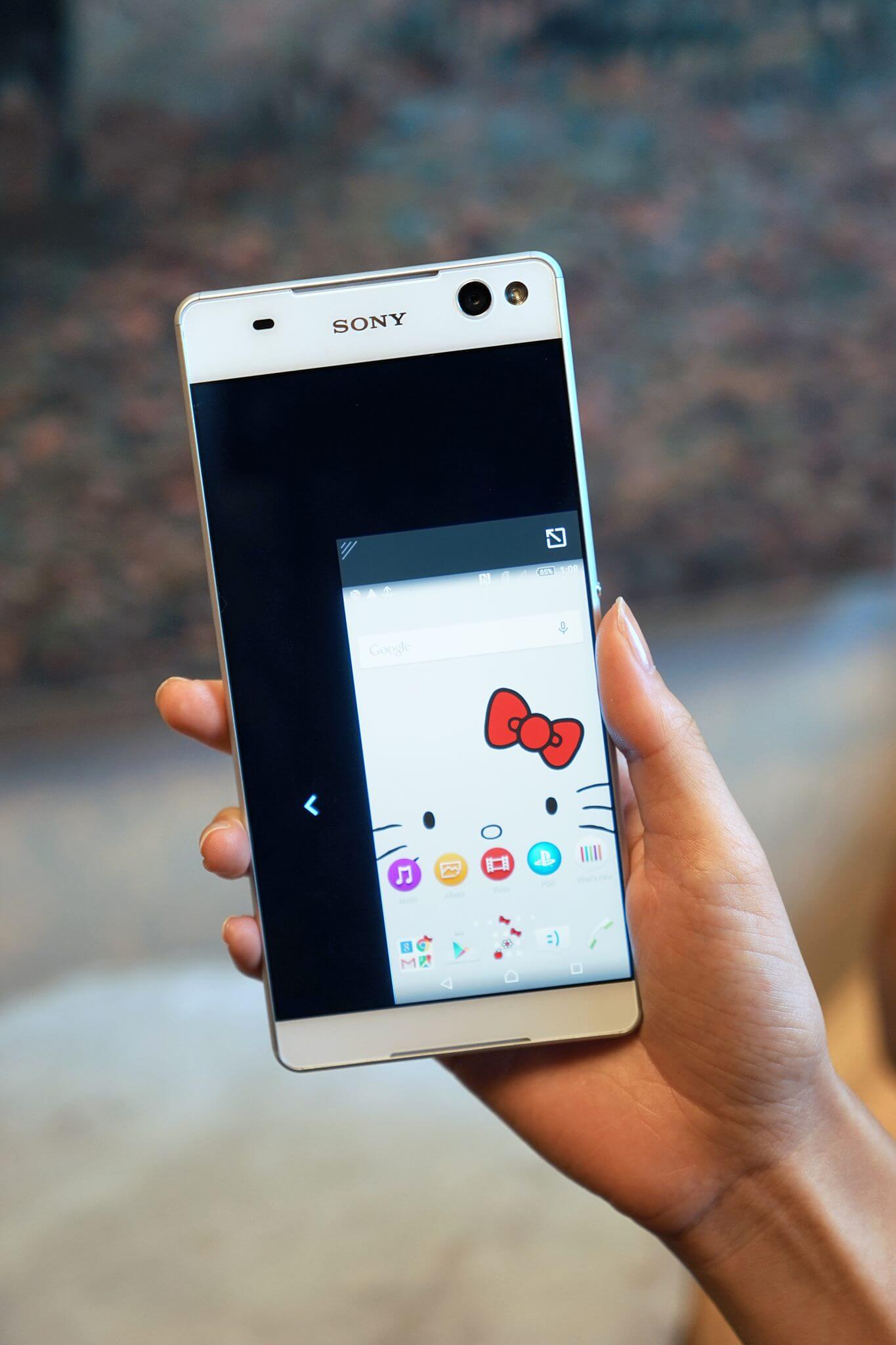  Sony Xperia C5 Ultra Dual l&agrave; một trong những smartphone hot nhất c&oacute; camera trước 13MP