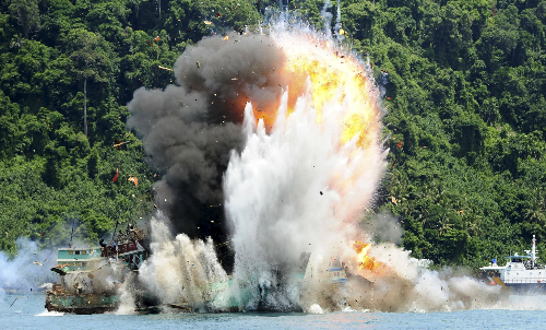 Trước đ&oacute; t&agrave;u c&aacute; Việt Nam từng bị Indonesia bắt giữ v&agrave; đ&aacute;nh ch&igrave;m với c&aacute;o buộc đ&aacute;nh bắt c&aacute; tr&aacute;i ph&eacute;p