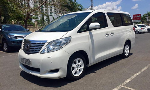 H&igrave;nh ảnh của &ocirc; t&ocirc; Toyota Alphard. Ảnh: Vnexpress