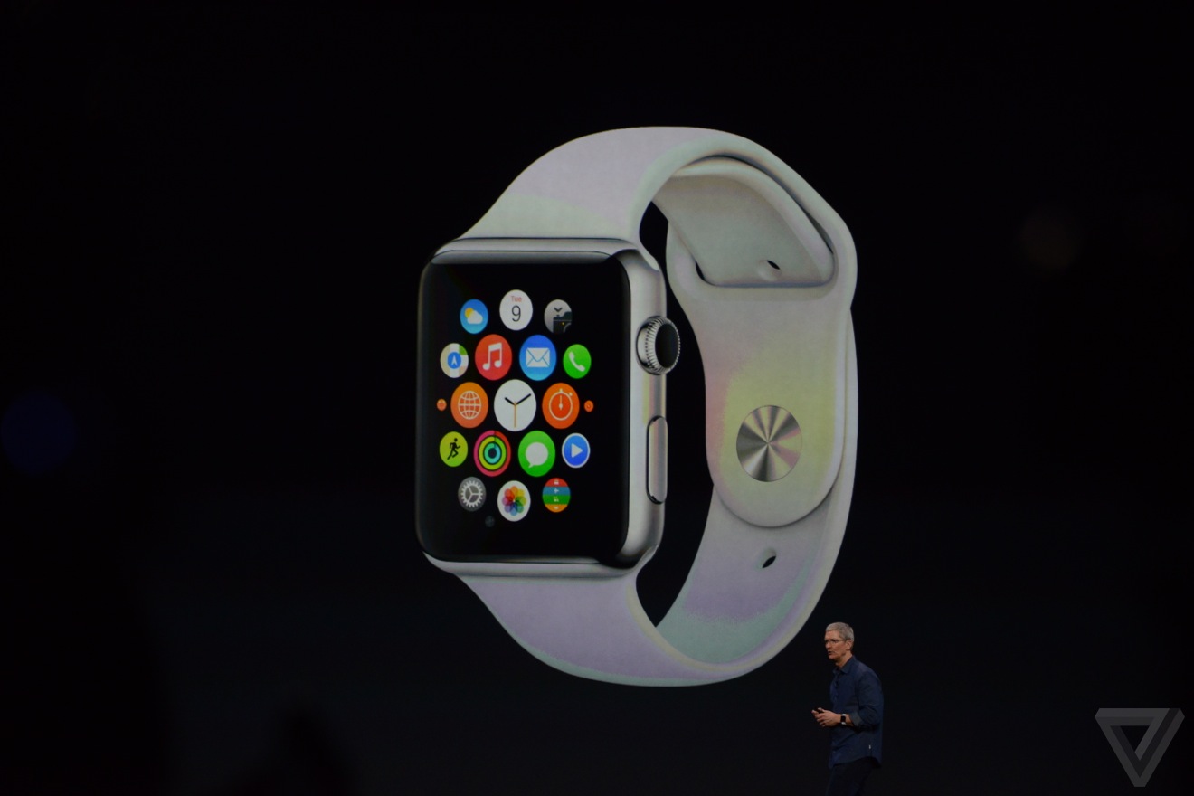 Apple Watch tương thích với iPhone 6, iPhone 6 Plus, iPhone 5, iPhone 5C và iPhone 5S. 