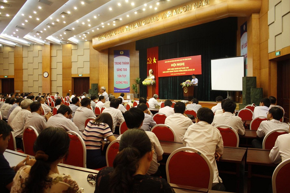 Ban C&aacute;n sự Đảng Bộ Khoa học v&agrave; C&ocirc;ng nghệ (KH&CN) đ&atilde; tổ chức Hội nghị c&aacute;n bộ để phổ biến, qu&aacute;n triệt phương hướng c&ocirc;ng t&aacute;c nh&acirc;n sự BCH Trung ương Đảng kh&oacute;a XII