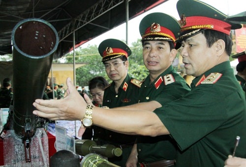 Ch&ecirc;́ tạo, thử nghiệm th&agrave;nh c&ocirc;ng một số vũ kh&iacute; mới &ndash; 1 trong những sự kiện ấn tượng KH&CN năm 2015 