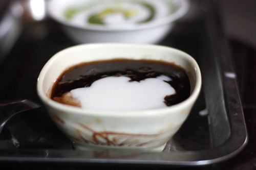 C&aacute;ch nấu ch&egrave; đỗ đen n&oacute;ng ngon ng&agrave;y đ&ocirc;ng