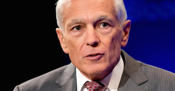 &Ocirc;ng Wesley Clark trả lời phỏng vấn của CNBC