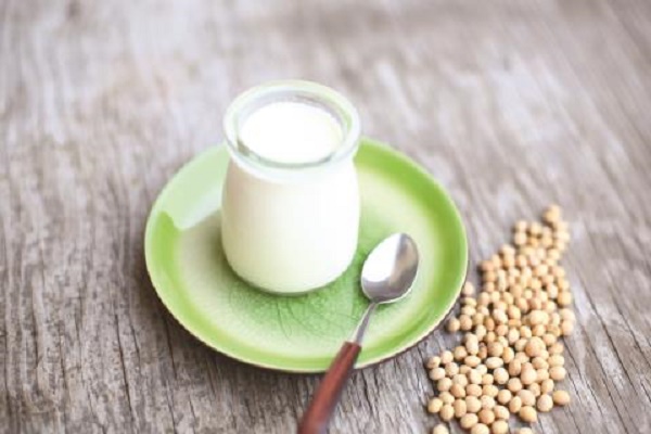  C&aacute;ch l&agrave;m sữa chua đậu n&agrave;nh ngon