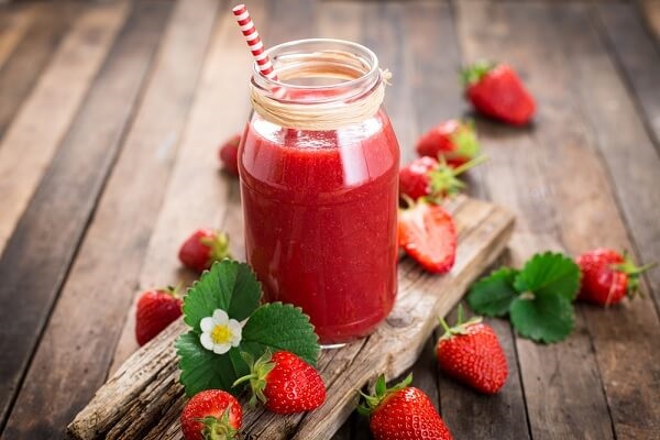 C&aacute;ch l&agrave;m sinh tố d&acirc;u t&acirc;y