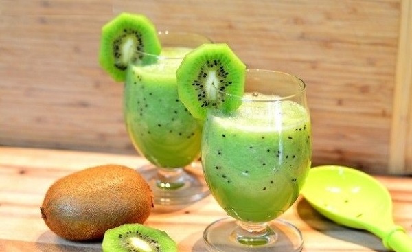 C&aacute;ch l&agrave;m sinh tố kiwi