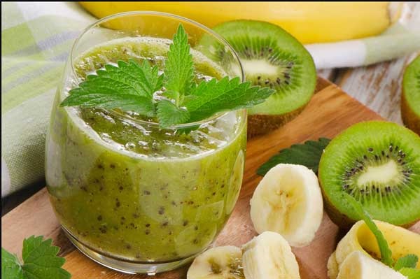 C&aacute;ch l&agrave;m sinh tố kiwi chuối