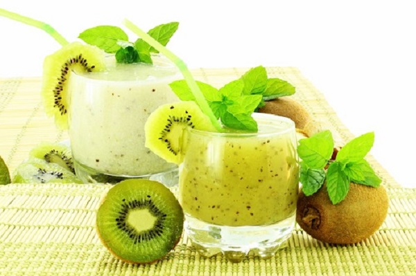 C&aacute;ch l&agrave;m sinh tố kiwi chuối