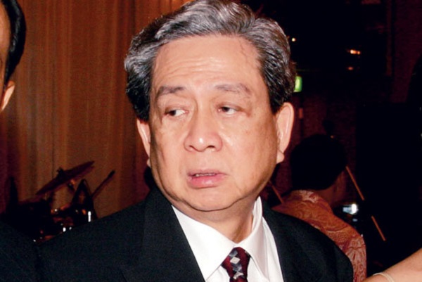 Gia đ&igrave;nh gi&agrave;u nhất ch&acirc;u &Aacute;