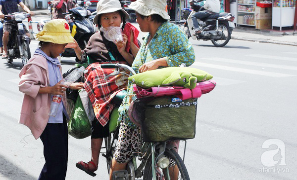 h&igrave;nh ảnh x&uacute;c động