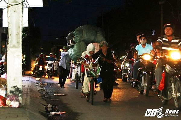 h&igrave;nh ảnh x&uacute;c động