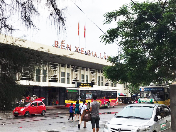 Đ&oacute;ng cửa bến xe Gi&aacute;p B&aacute;t, Gia L&acirc;m v&agrave;o năm 2020: Nh&agrave; xe v&agrave; người d&acirc;n n&oacute;i g&igrave;?
