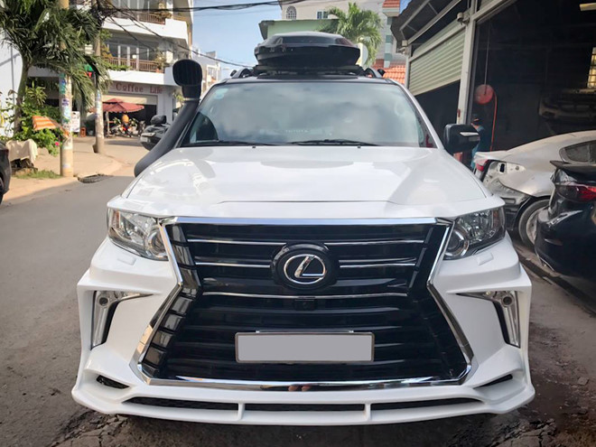 tphcm-la-lam-voi-toyota-fortuner-do-phong-cach-lexus