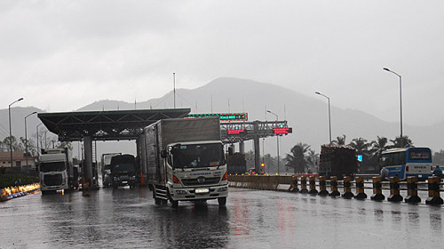 khanh-hoa-chu-dau-tu-bot-ninh-an-muon-xu-ly-tai-xe-tra-tien-le-qua-tram