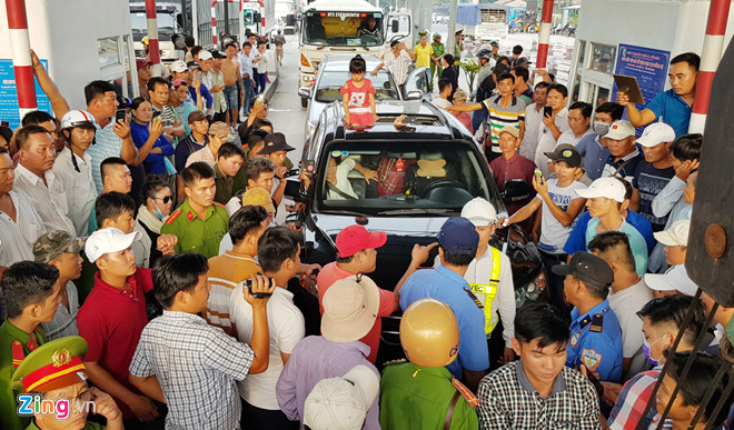 bot-cai-lay-tong-cuc-duong-bo-to-chuc-dem-xe-qua-tram-de-tim-phuong-an-go-roi
