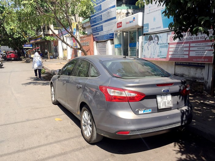 phat-hien-ford-focus-bi-loi-khach-hang-muon-kien-ford-viet-nam