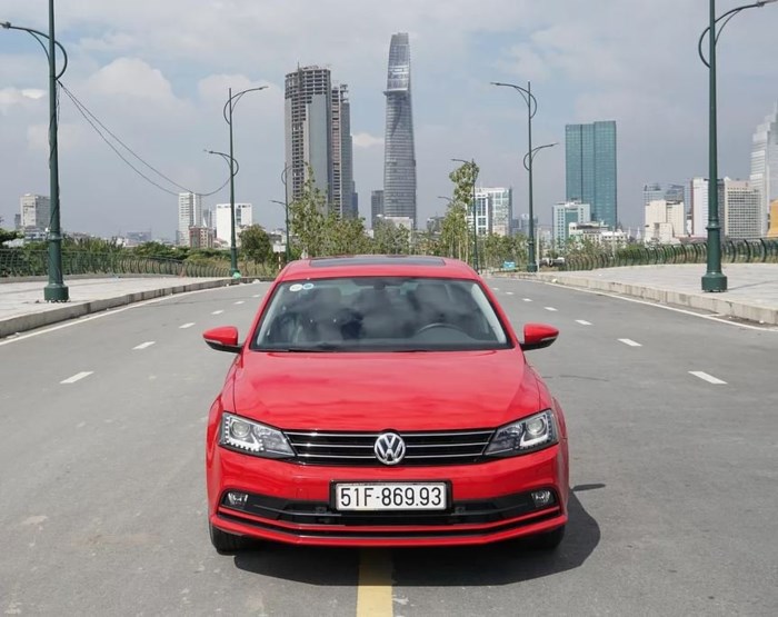 bang-gia-xe-volkswagen-thang-4-nhieu-mau-xe-giam-gia-den-184-trieu-dong