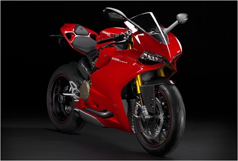 bang-gia-xe-may-ducati-dang-ban-tai-thi-truong-viet-nam-thang-52018