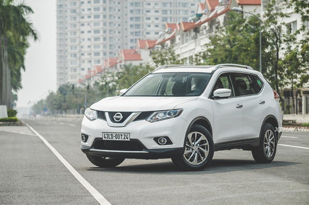 cap-nhat-gia-ban-cac-mau-xe-o-to-nissan-thang-62018