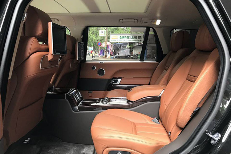 phat-them-voi-sieu-suv-range-rover-svautobiography-mau-doc-22-ty-cua-dai-gia-hai-phong