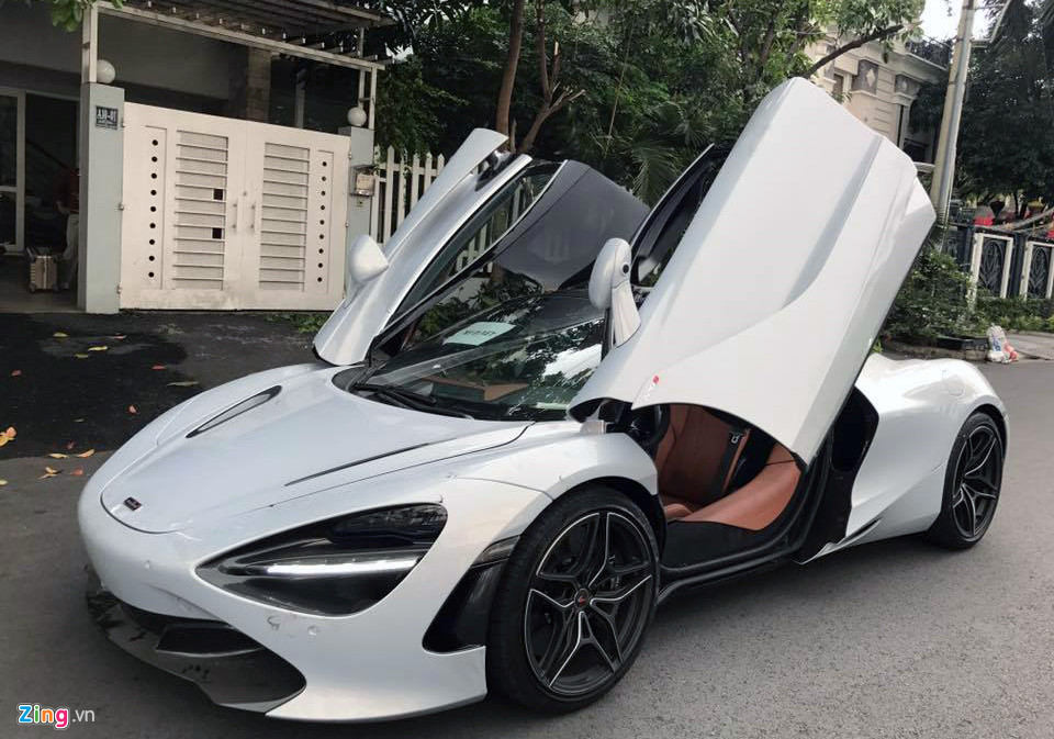 khoc-rong-vi-dung-phai-mclaren-720s-sieu-xe-dat-nhat-thai-lan khoc-rong-vi-dung-phai-mclaren-720s-sieu-xe-dat-nhat-thai-lan