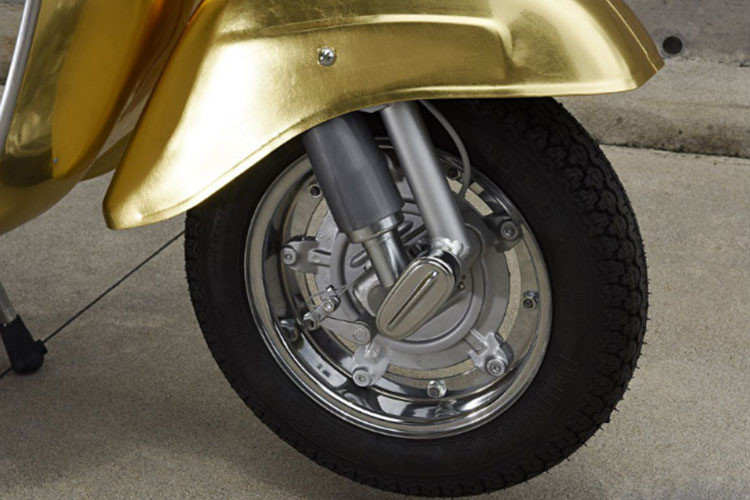 chiem-nguong-chiec-xe-ga-vespa-polini-dat-vang-gia-hon-1-ty-dong