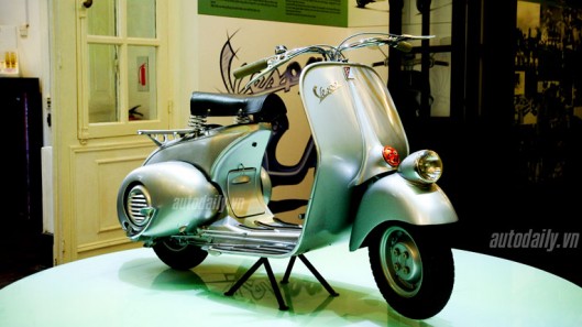 chiem-nguong-chiec-xe-ga-vespa-polini-dat-vang-gia-hon-1-ty-dong