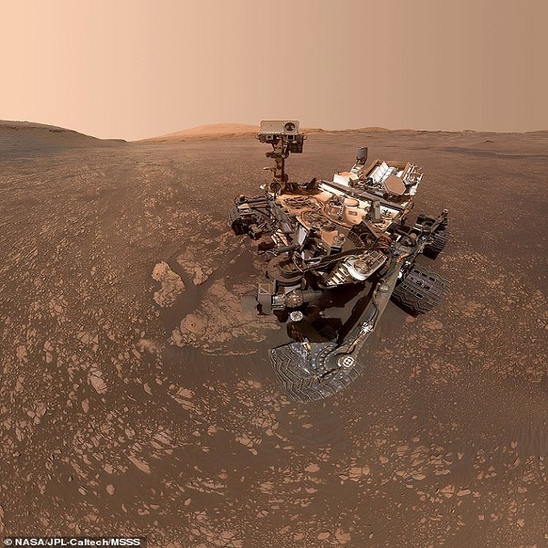 NASA t&igrave;m thấy lượng lớn đất s&eacute;t tr&ecirc;n Sao Hỏa