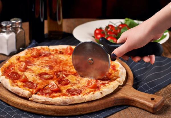 Cảnh b&aacute;o những tai nạn kh&ocirc;ng ngờ li&ecirc;n quan đến b&aacute;nh pizza