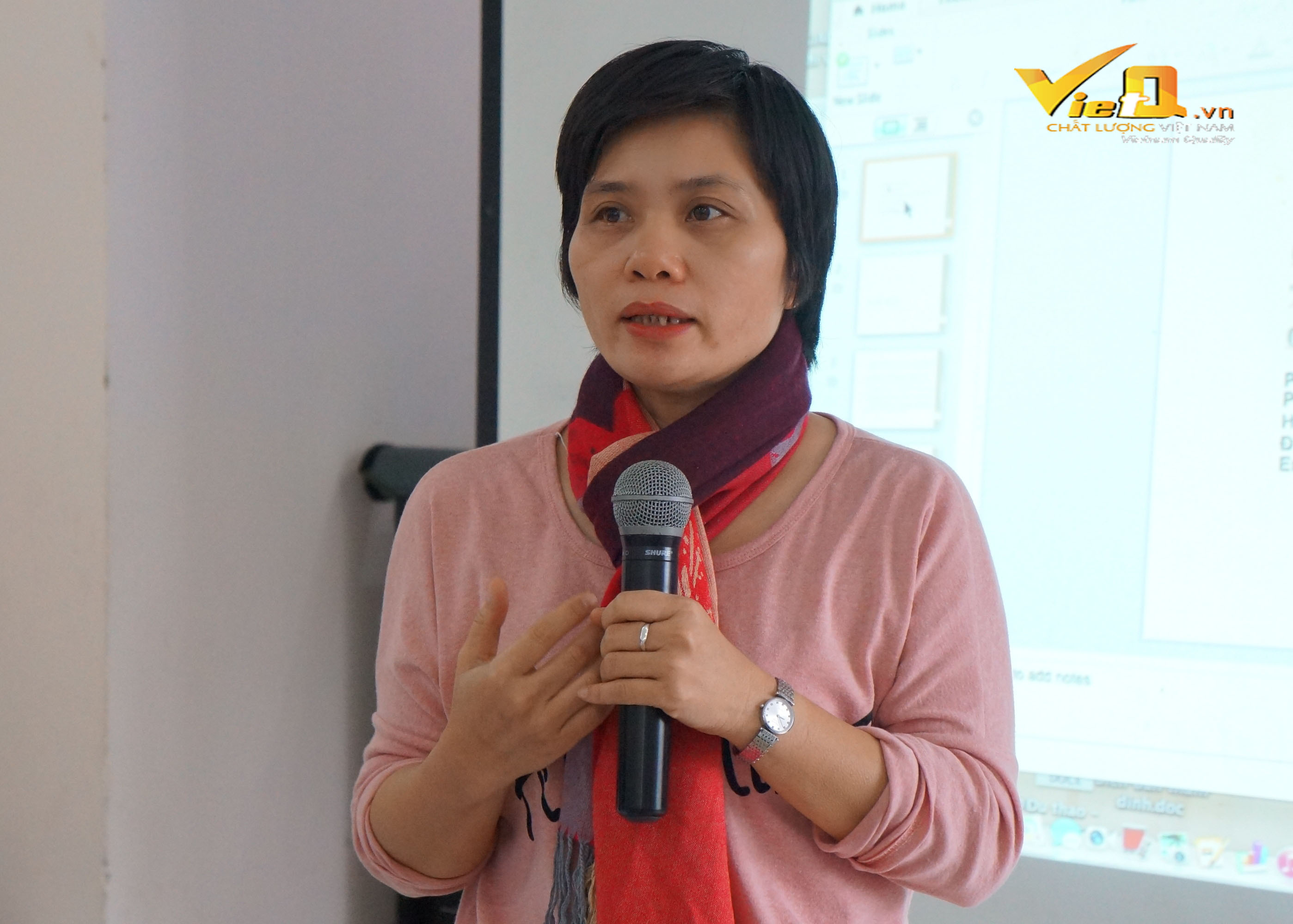 PGS.TS Đỗ Thị Thu Hằng, phó khoa báo chí