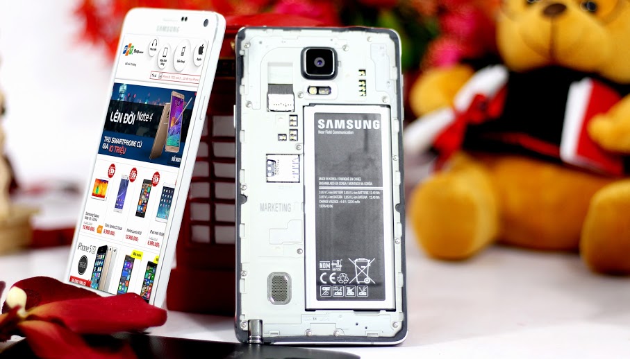 FPT Shop khuyến m&atilde;i lớn
