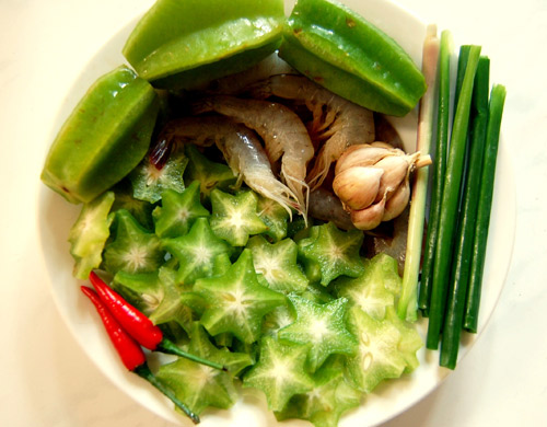 Cách làm món canh khế chua nấu tôm thật đơn giản lại có tác dụng giảm cân rất hiệu quả