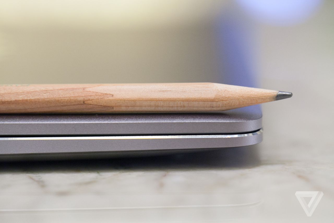HP tham vọng tạo ra d&ograve;ng m&aacute;y t&iacute;nh x&aacute;ch tay cao cấp như MacBook của Apple. Ảnh: Theverge