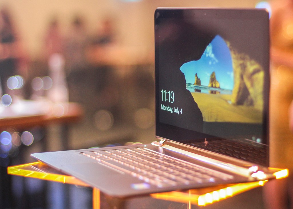 Cận cảnh HP Spectre - Laptop mỏng nhất thế giới